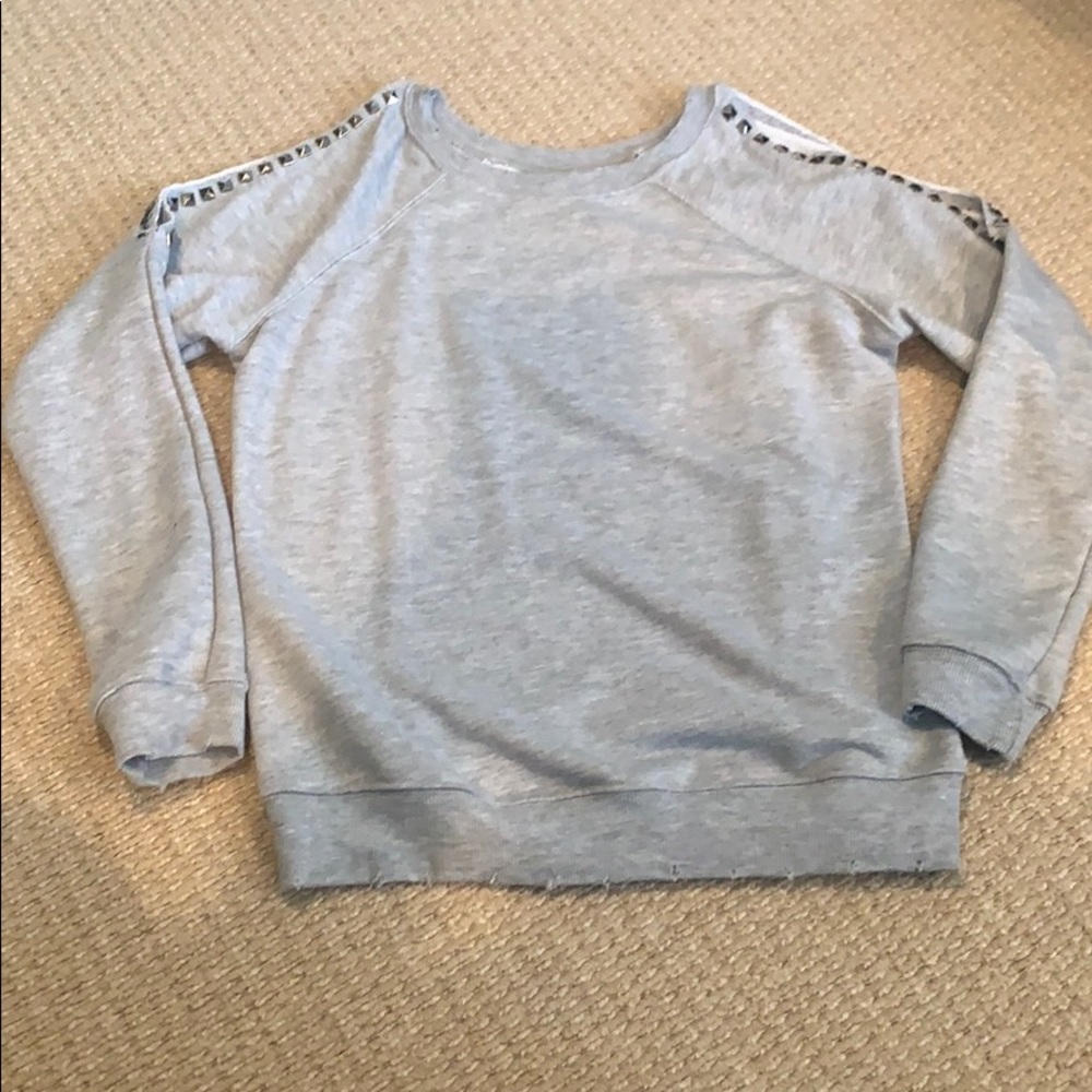 Cold shoulder sweatshirt
